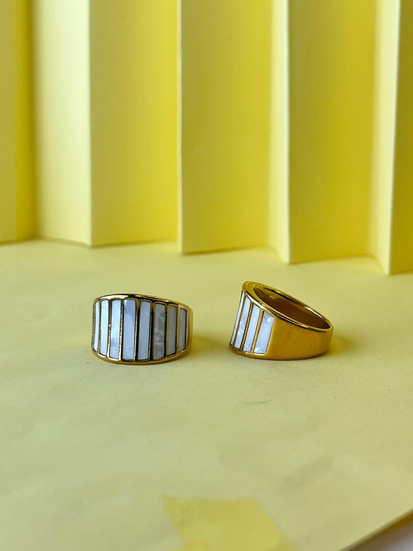 White Stone Statement Ring🔥