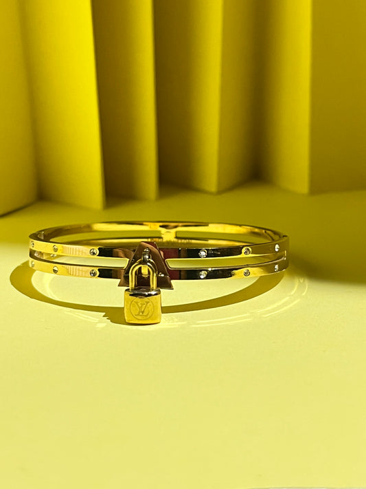 Trendy Stainless Steel Handcuff💕