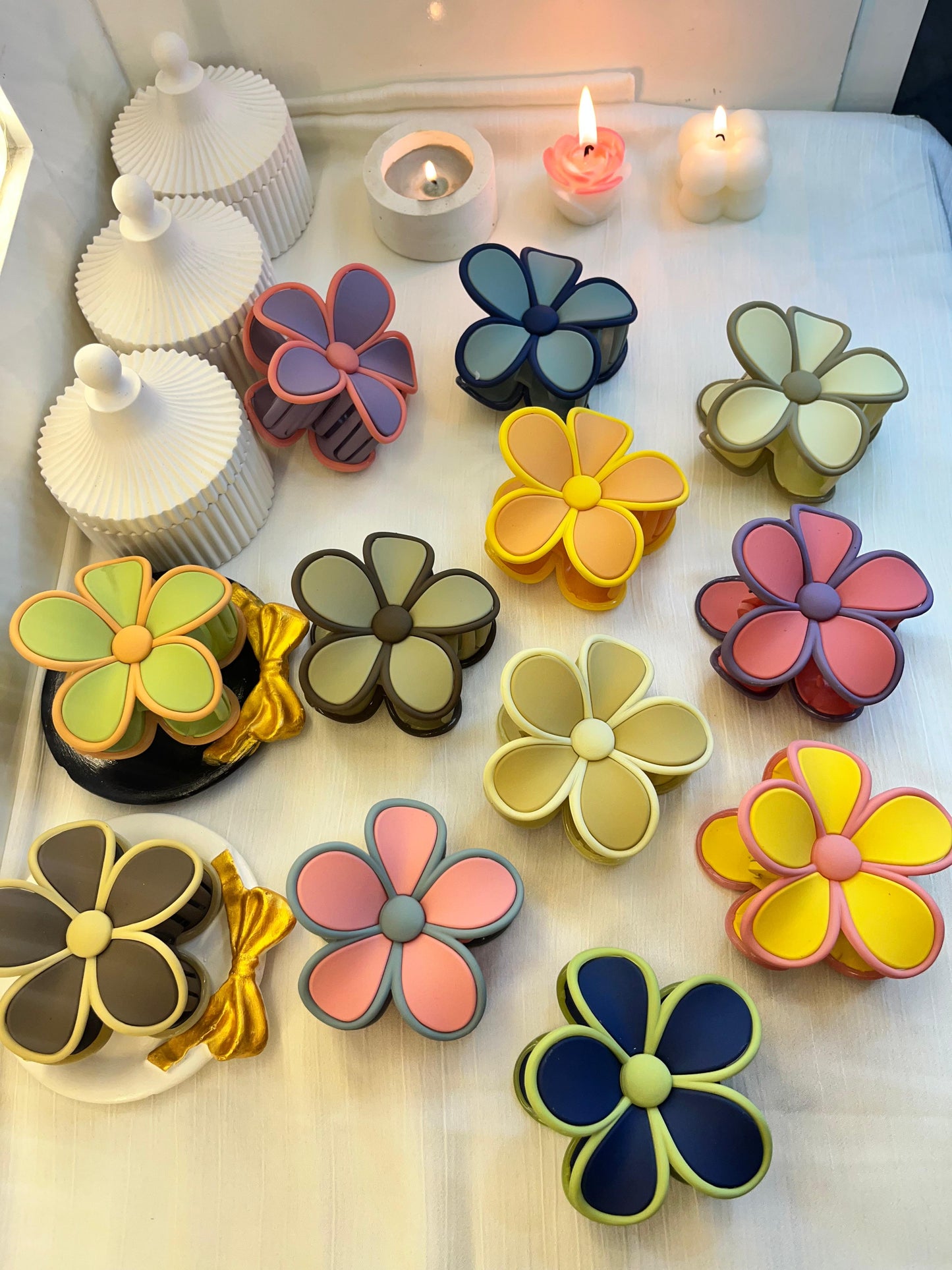 BloomGrip Flower Hair Claw Clips