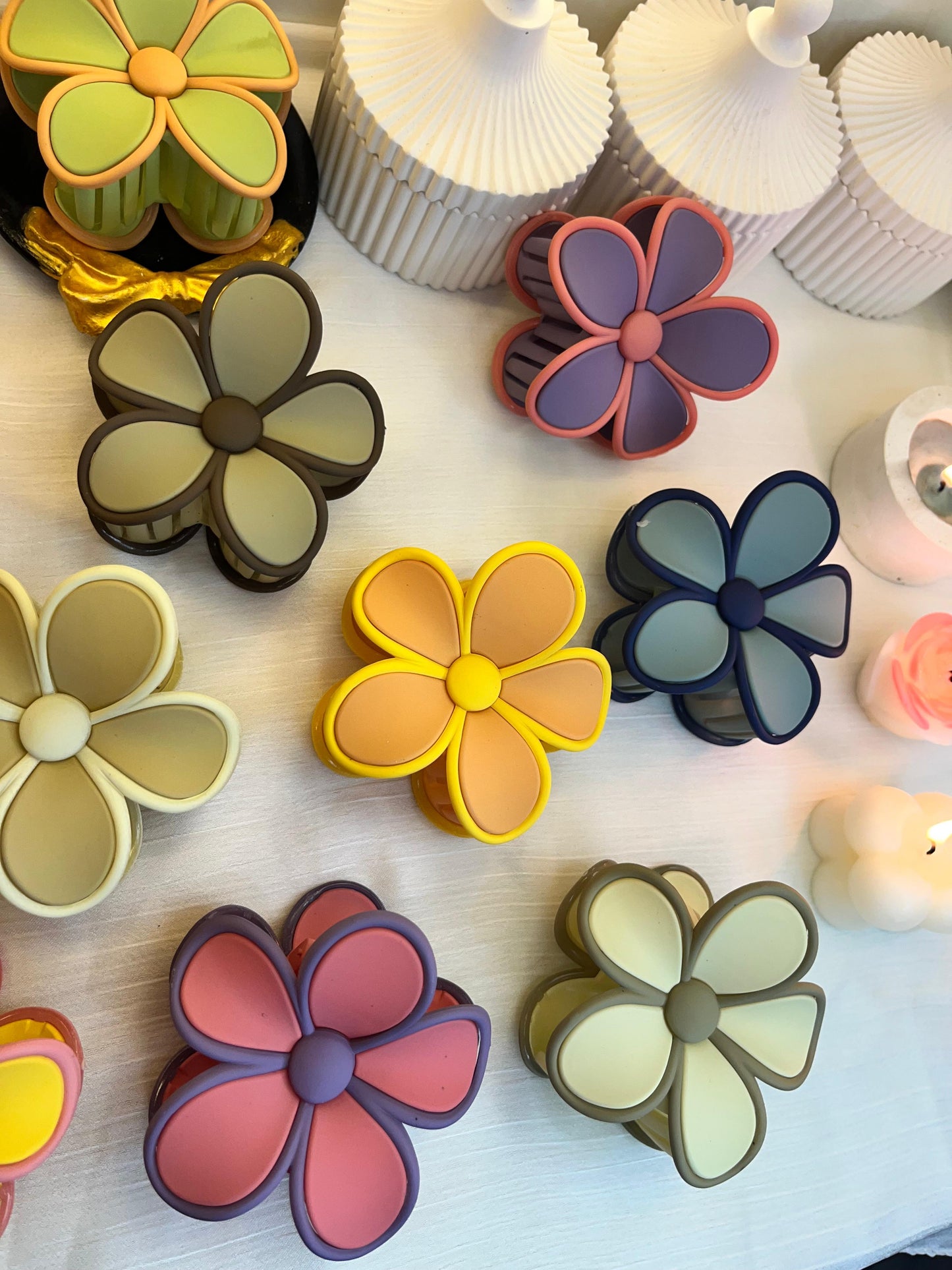 BloomGrip Flower Hair Claw Clips