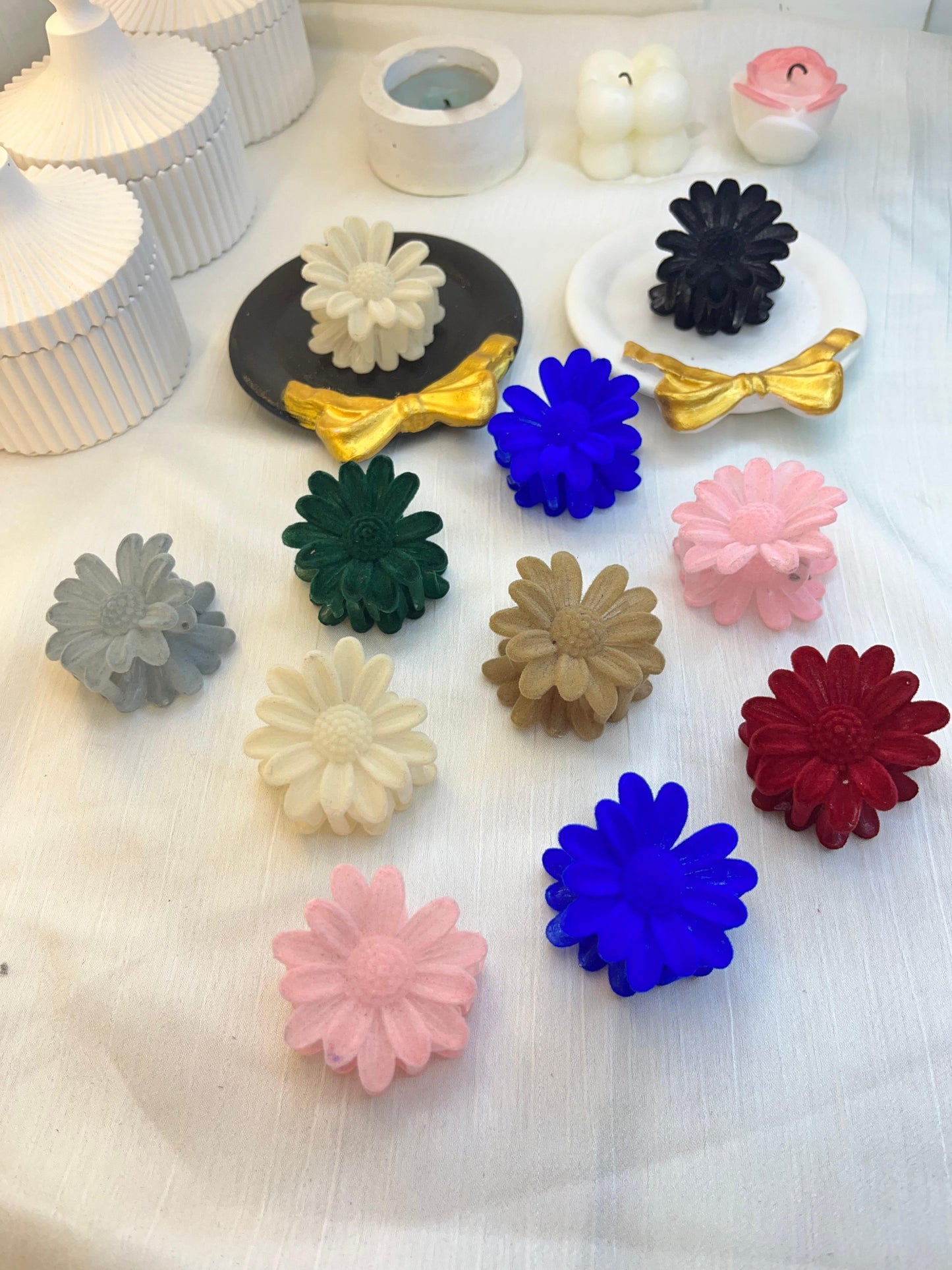 Walvet Soft Touch Flower Hair Clips