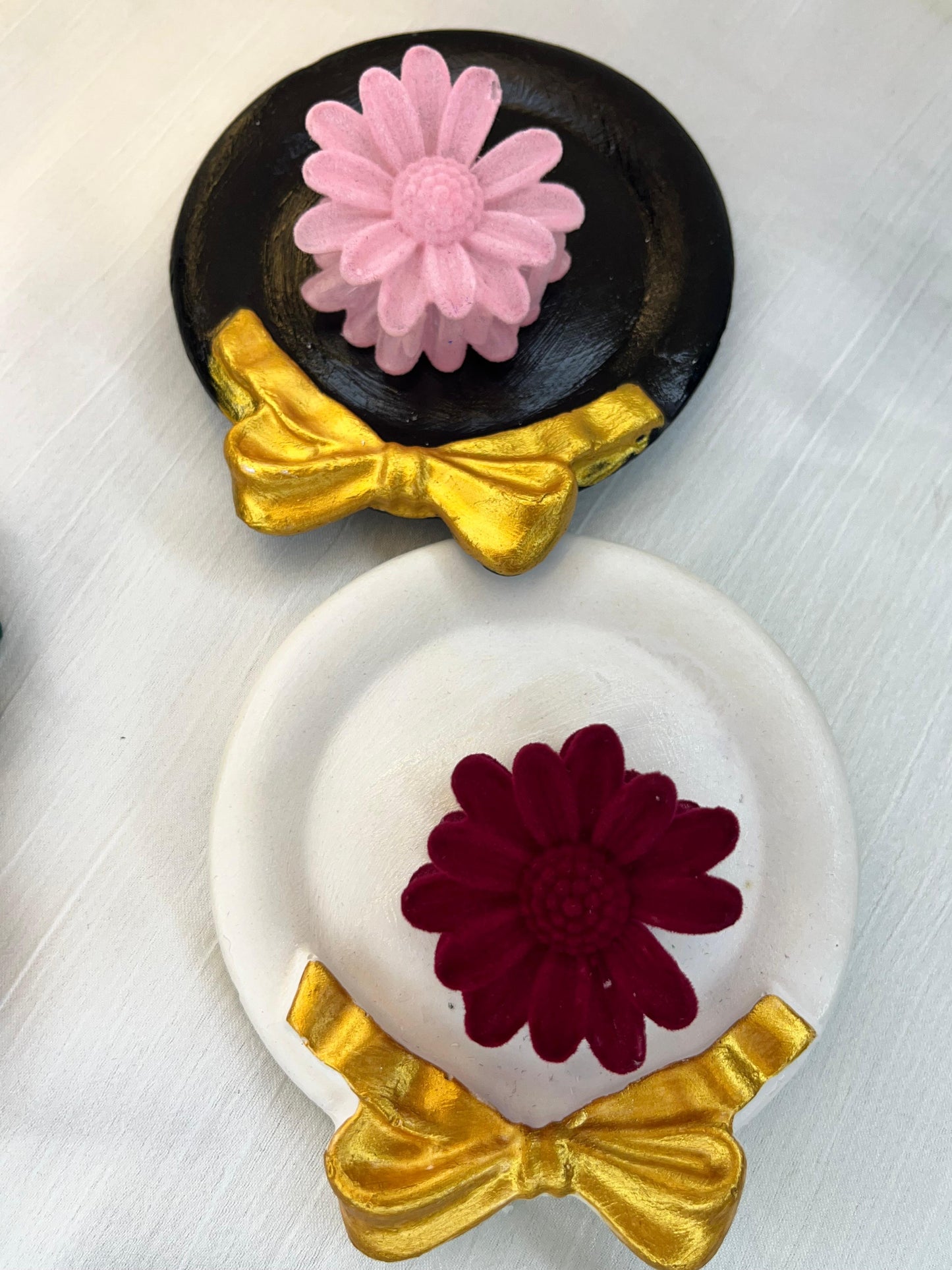 Walvet Soft Touch Flower Hair Clips
