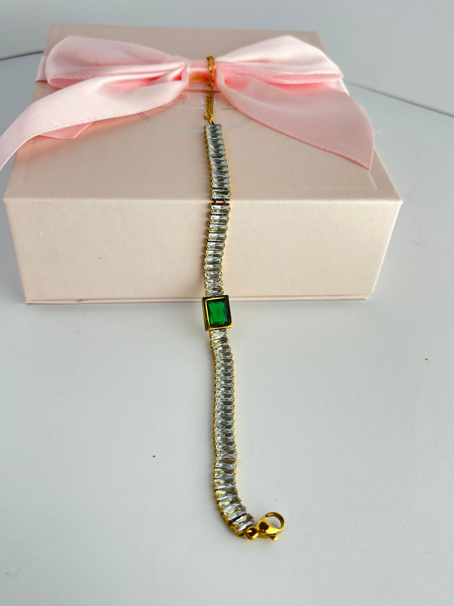 Royal Green Premium Quality Stainless steel Bracelet❤