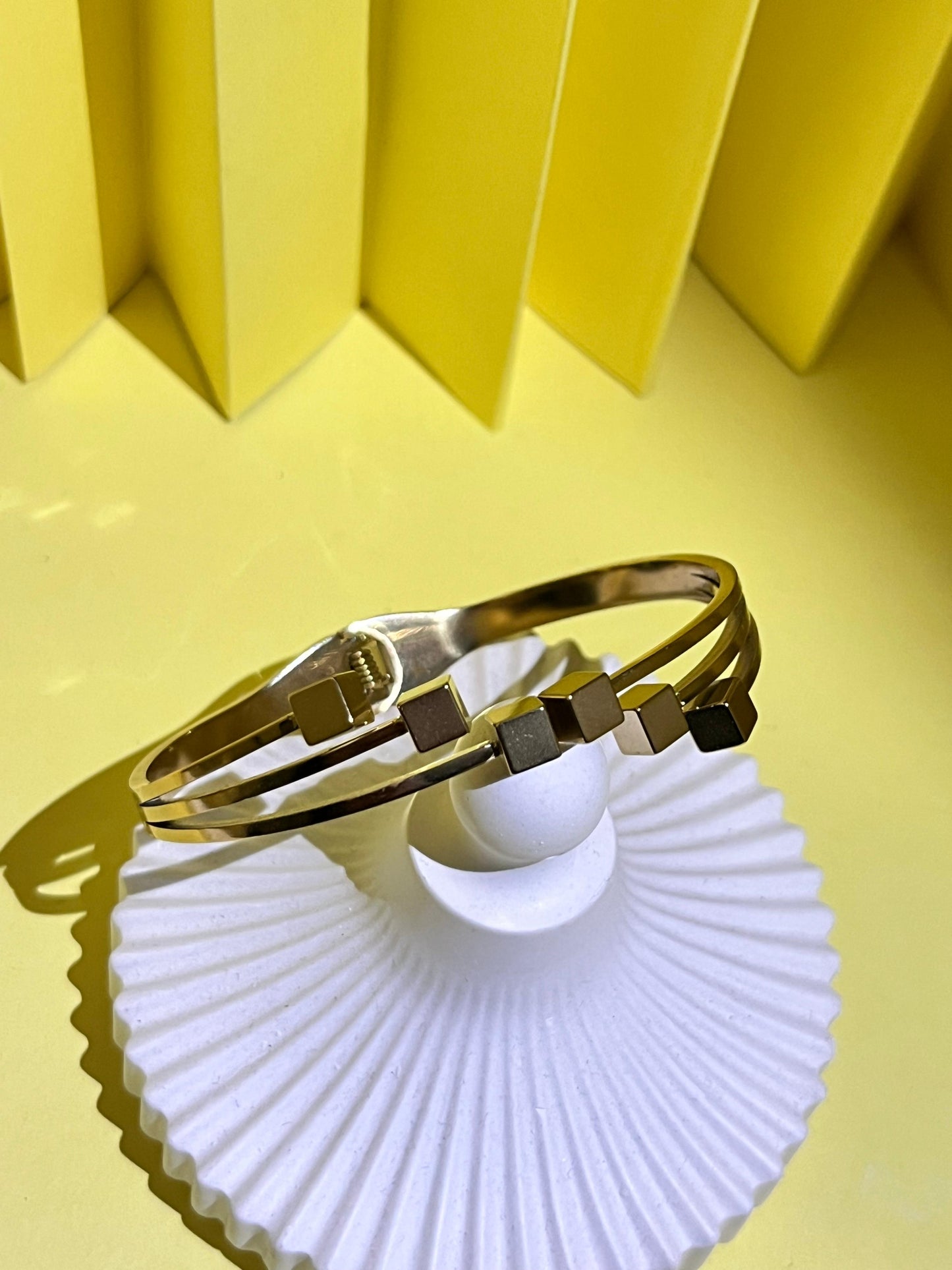 Anti Turnish, Waterproof Stainless Steel Handcuff❤