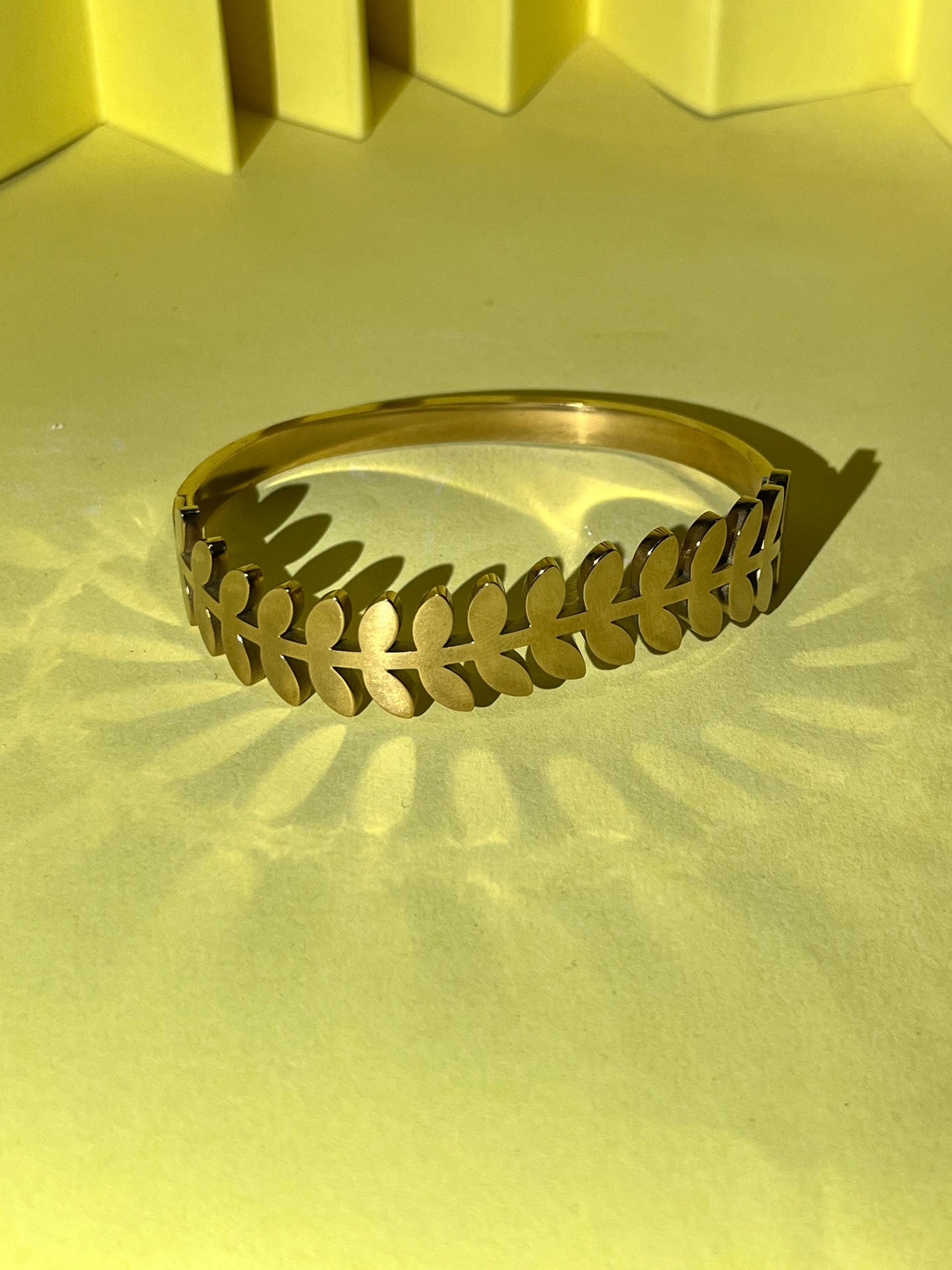 Elegance, Luxury Stainless Steel Handcuff⭐