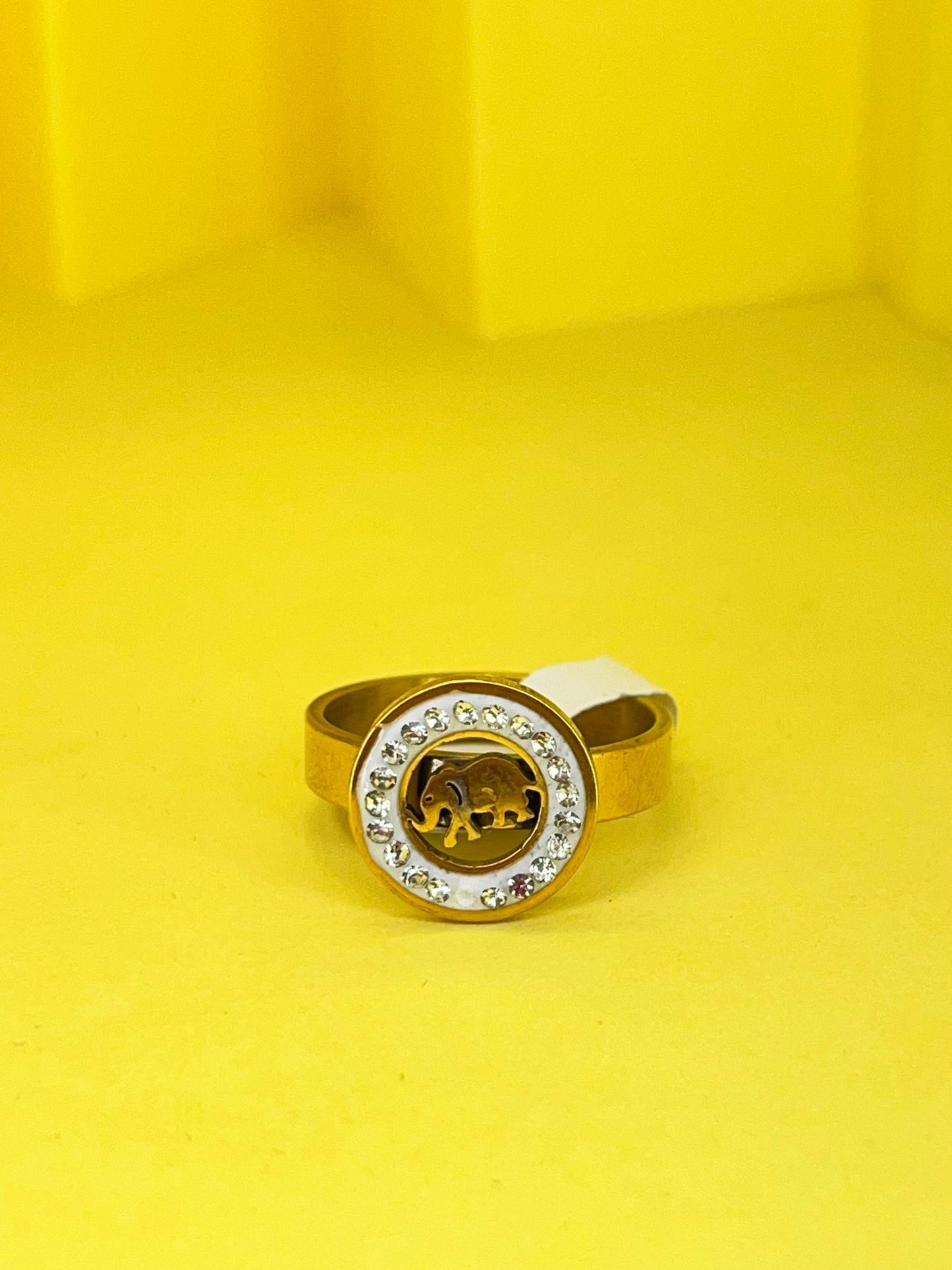 Stainless steel pretty pieces of Rings😍