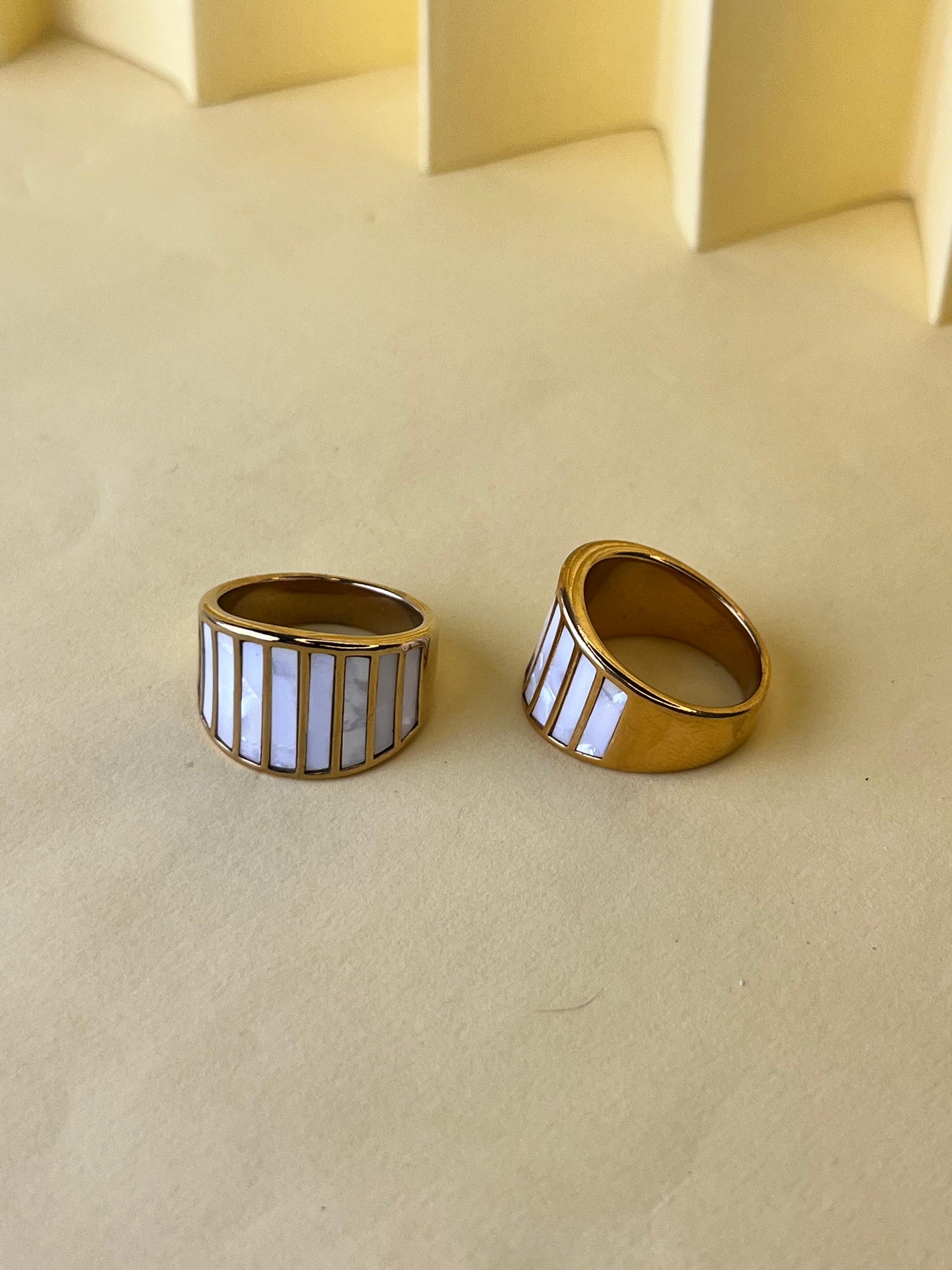 White Stone Statement Ring🔥